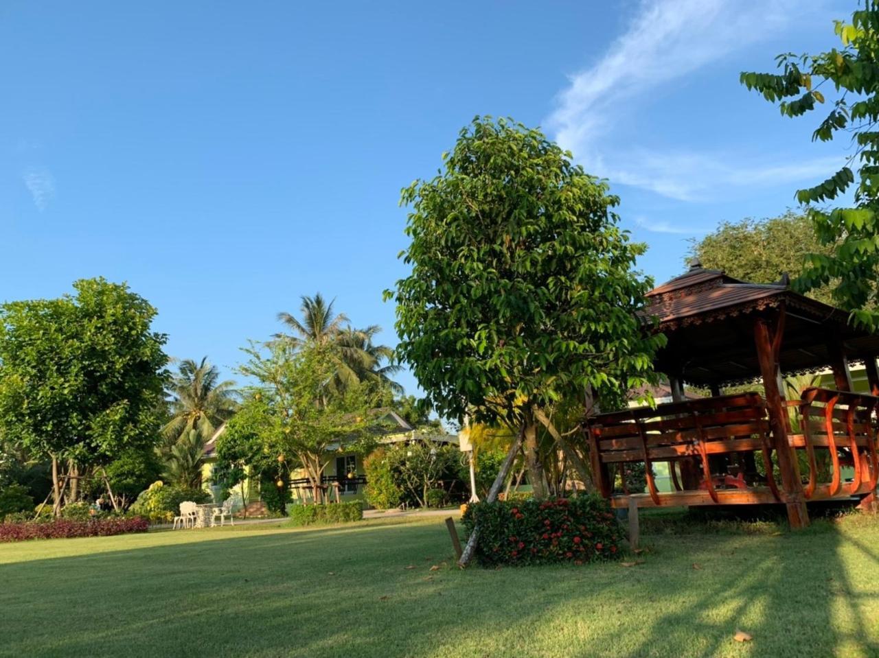 צ'ומפון Aranya Resort מראה חיצוני תמונה