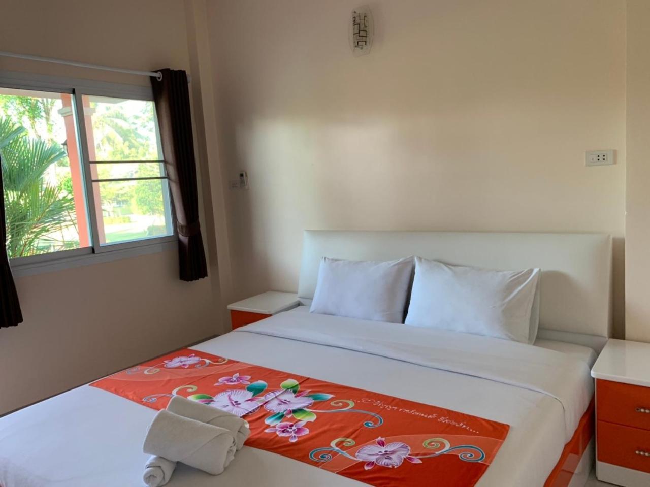 צ'ומפון Aranya Resort מראה חיצוני תמונה